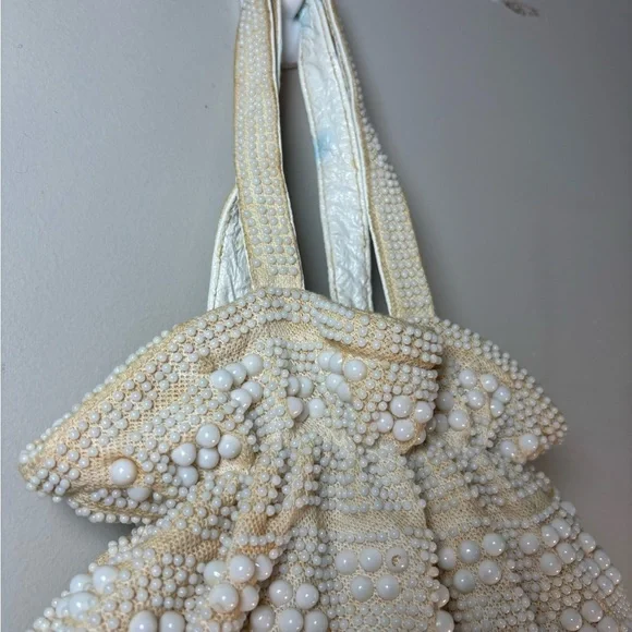 Vintage 1950s Candy Dot Cream & White Double Beaded Hand Bag - Picture 4 of 15